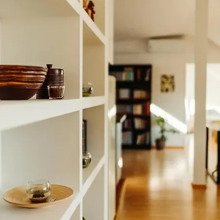 Majestic Views From A 60m2 Private Terrace - Castle, Cathedral, Old Town Daire