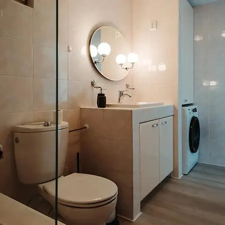 Majestic Views From A 60m2 Private Terrace - Castle, Cathedral, Old Town Daire Bratislava