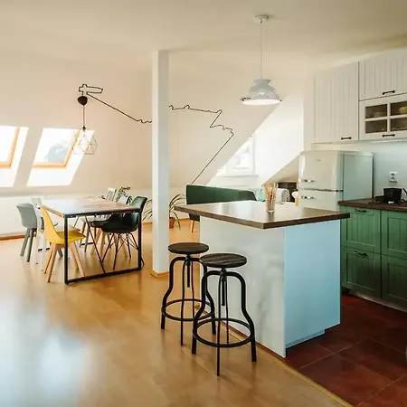 Majestic Views From A 60m2 Private Terrace - Castle, Cathedral, Old Town Daire Bratislava