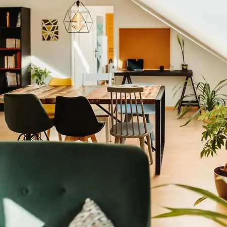 Apartmán Majestic Views From A 60m2 Private Terrace - Castle, Cathedral, Old Town Bratislava